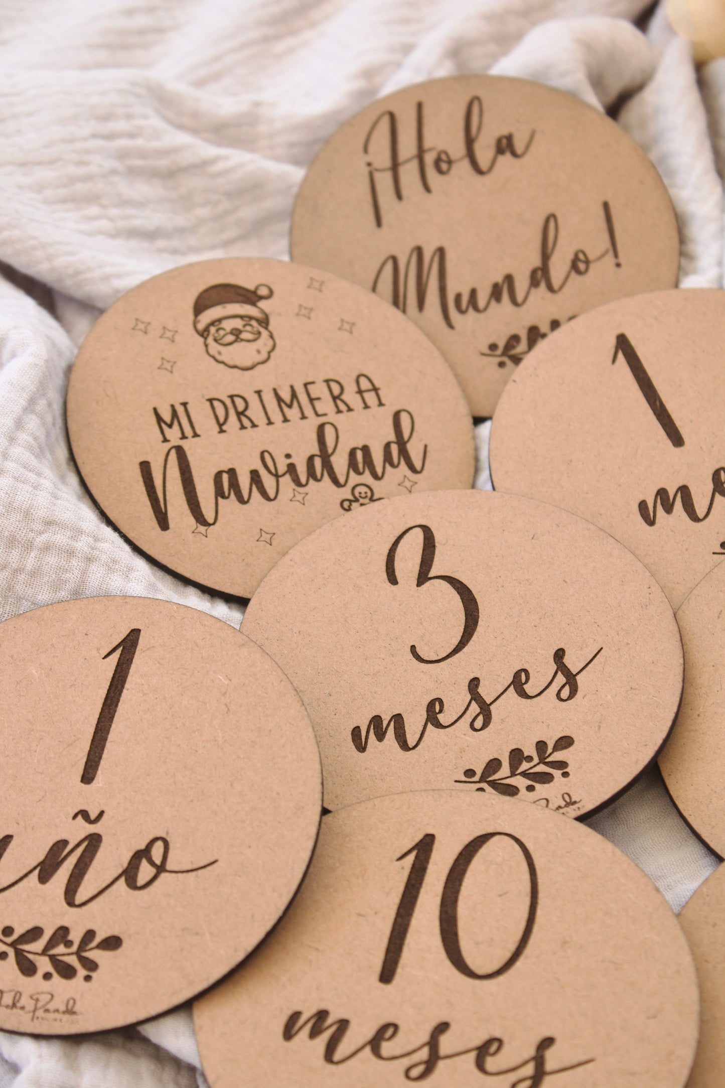 Caja de nacimiento + Mini placas de meses GRATIS