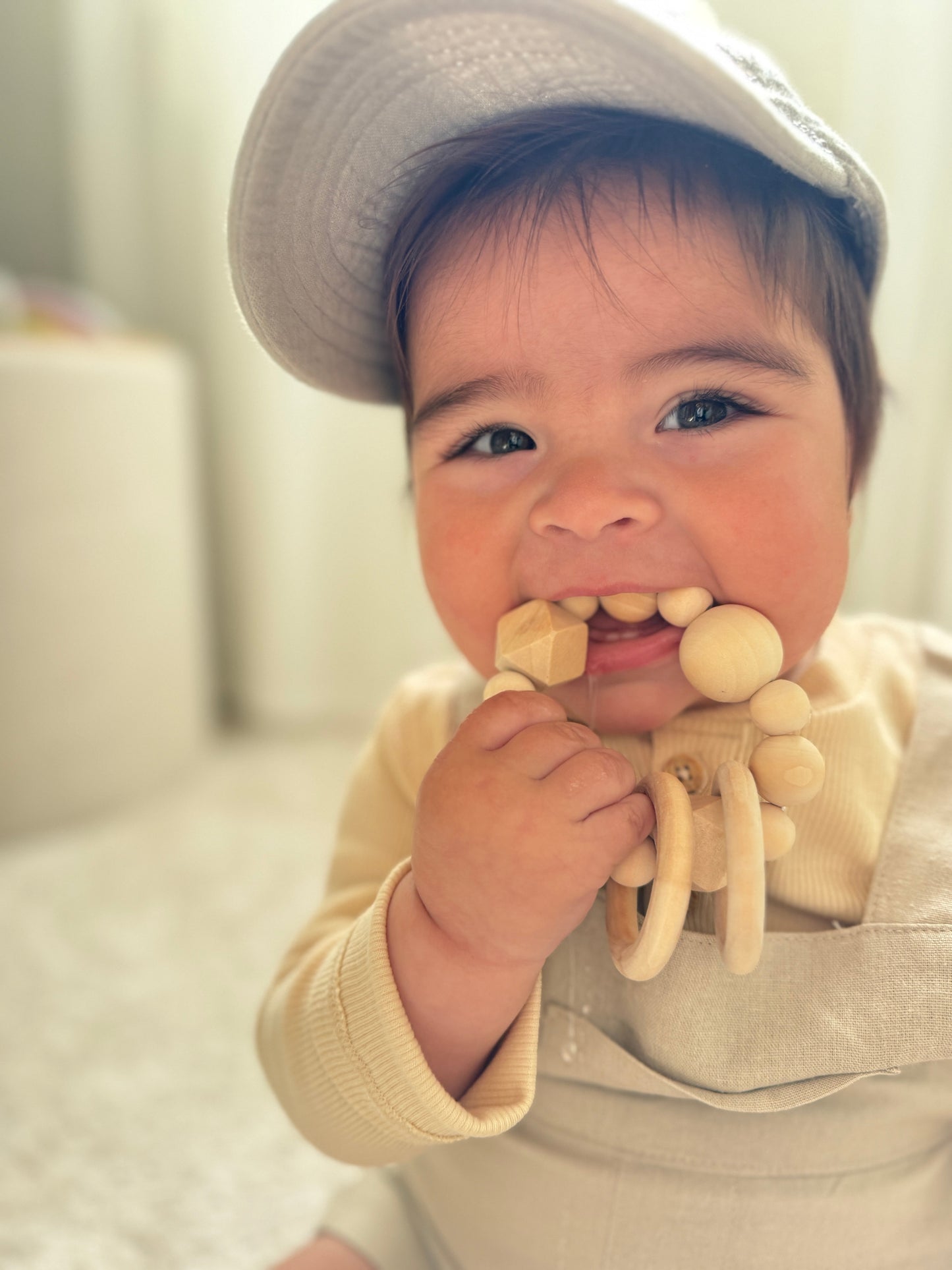 Matilda conejita artesanal con bebé Fehu Panda