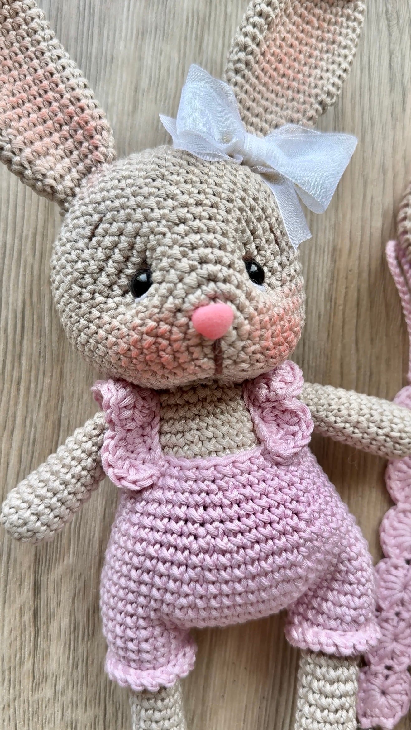 🐰 Kit de la Conejita Sisi unisex – Amigurumi de apego personalizado